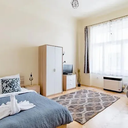 Apartament 108m2 3 Bedroom Central With 2,5 Bath *