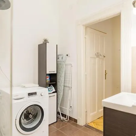 Apartament 108m2 3 Bedroom Central With 2,5 Bath *