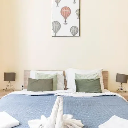 108m2 3 Bedroom Central With 2,5 Bath Apartament *