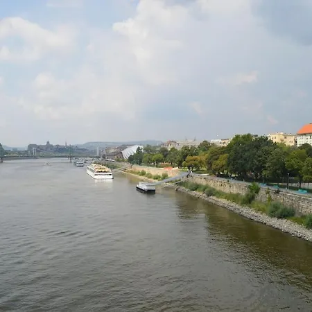 Apartament 108m2 3 Bedroom Central With 2,5 Bath