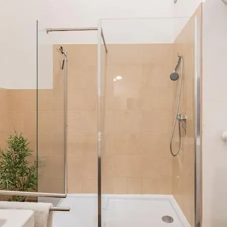108m2 3 Bedroom Central With 2,5 Bath